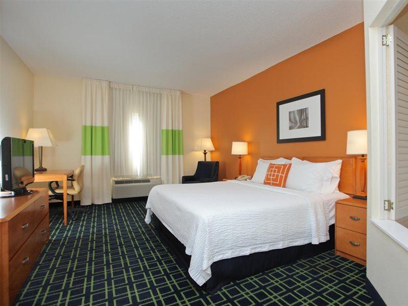 Fairfield Inn And Suites Jacksonville Beach Ngoại thất bức ảnh